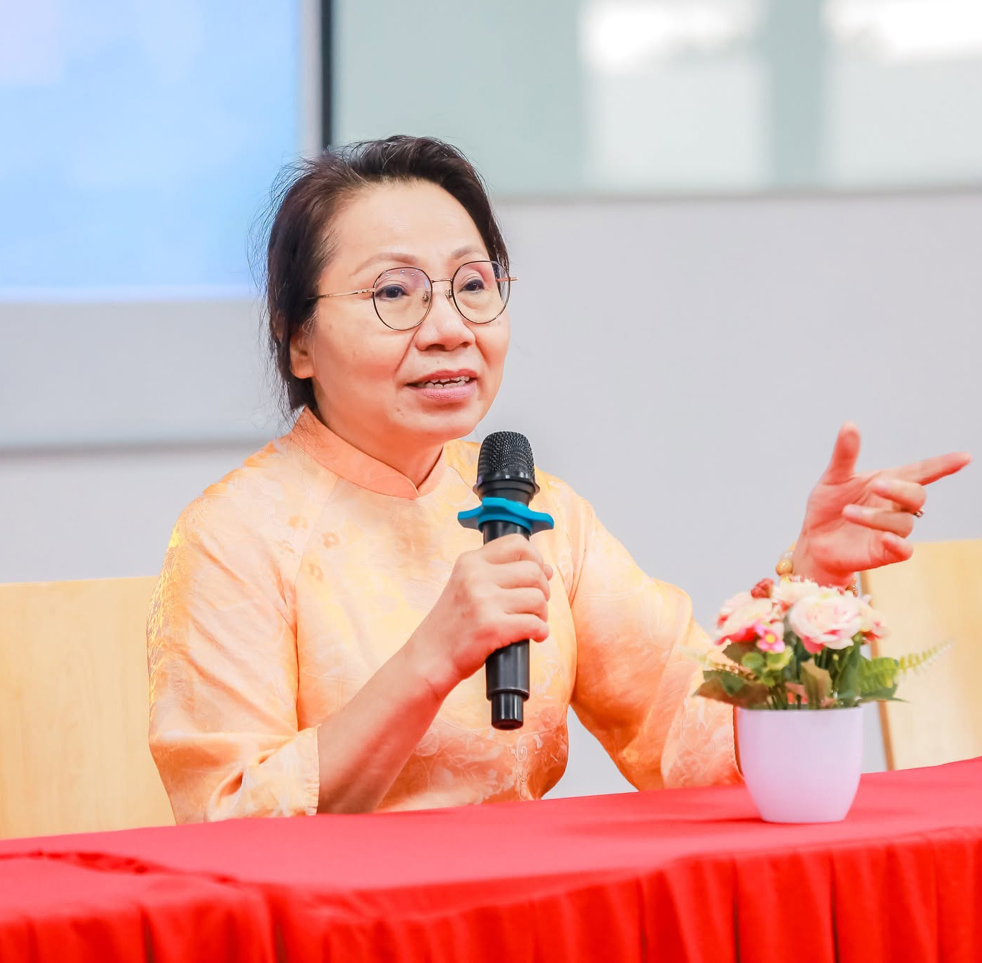 TS.ĐD. Huỳnh Thị Phượng